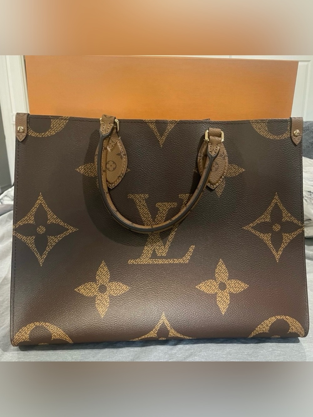 Louis Vuitton On The Go MM